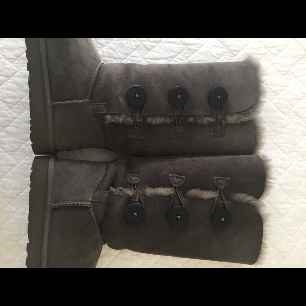 Ugg Bailey Tall Grey Suede Button Boot, Size 7 - image 2